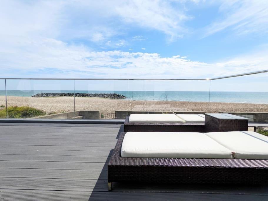 Beach View Middleton-on-Sea 外观 照片