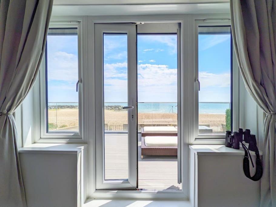 Beach View Middleton-on-Sea 外观 照片